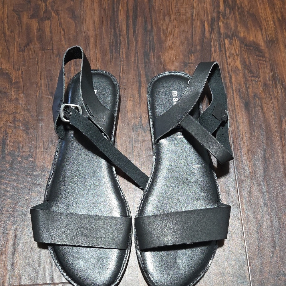 Madden Girl Black Strappy Sandals